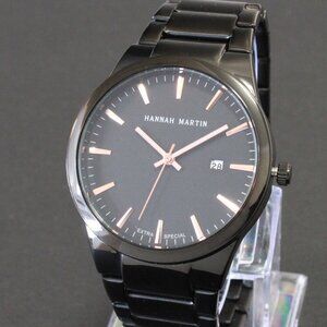 Men's Sports Watch Raised Indices Integrated Bracelet Black Quartz 40mm